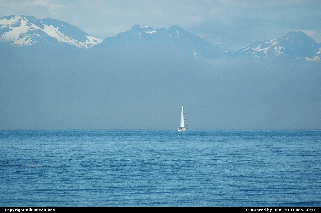Sailing in Kenai Fjords NP.