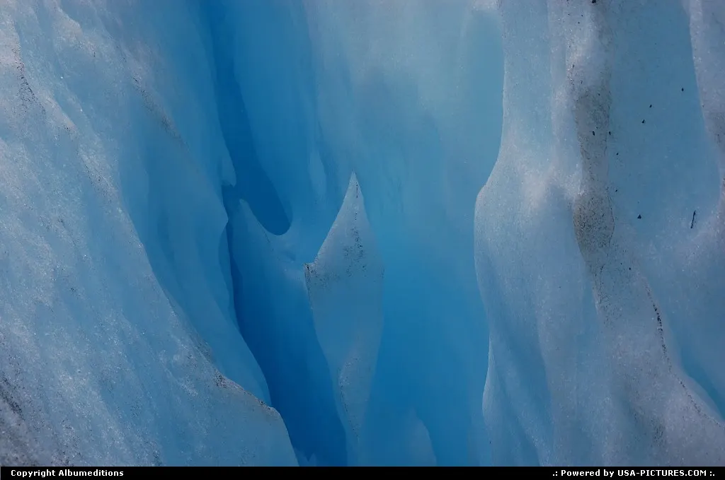 World of Ice: Worthington Glacier near Valdez.