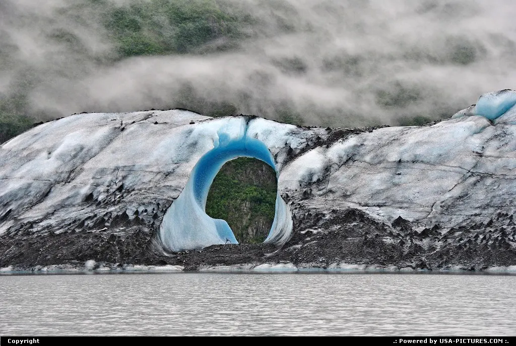 This iceberg, calved from Valdez Glacier (Alaska), seems the result of human work.