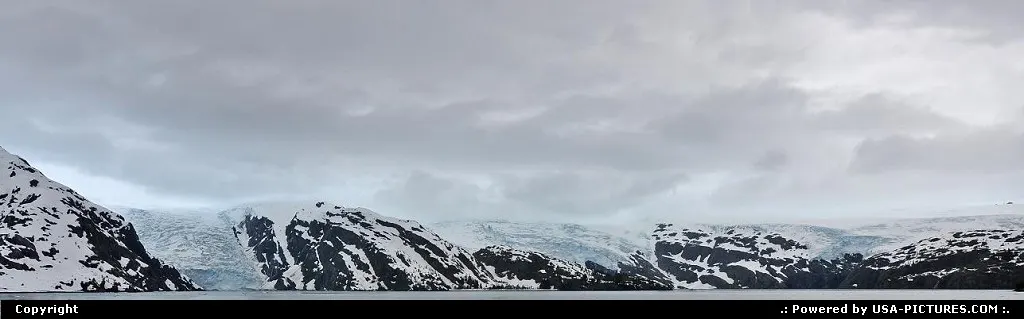 A splendid glacier view at Blackstone Bay, Alaska.