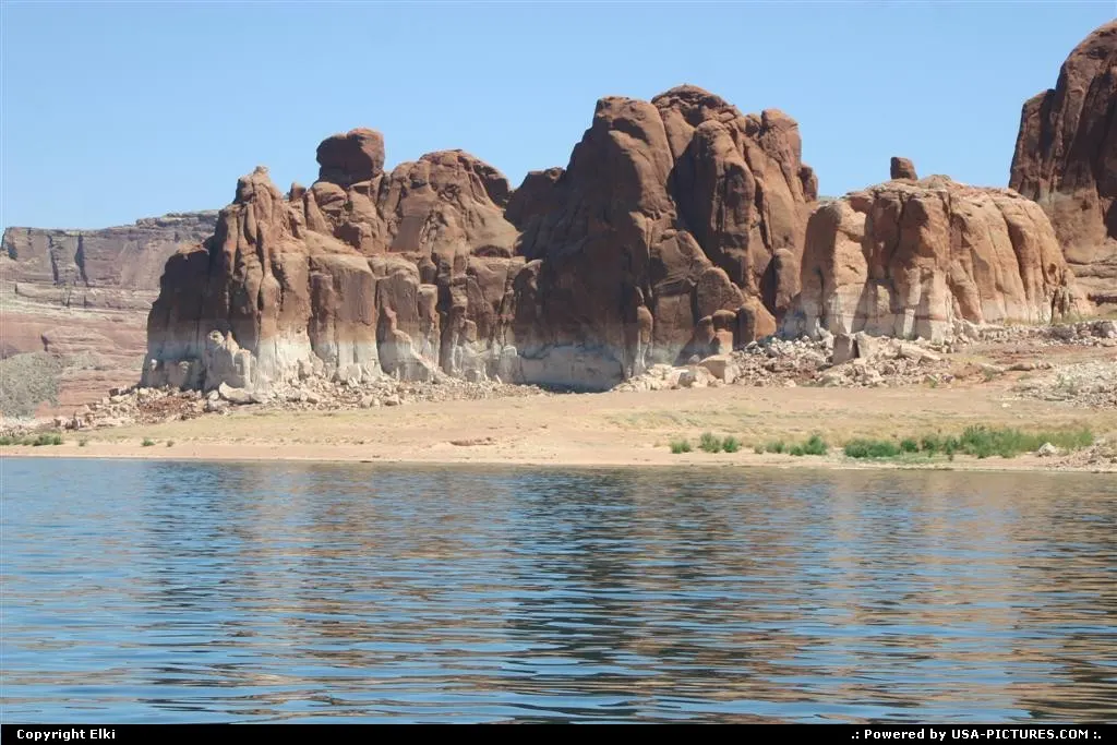 Lake Powell. Various levels of the lake could be seen on the rock