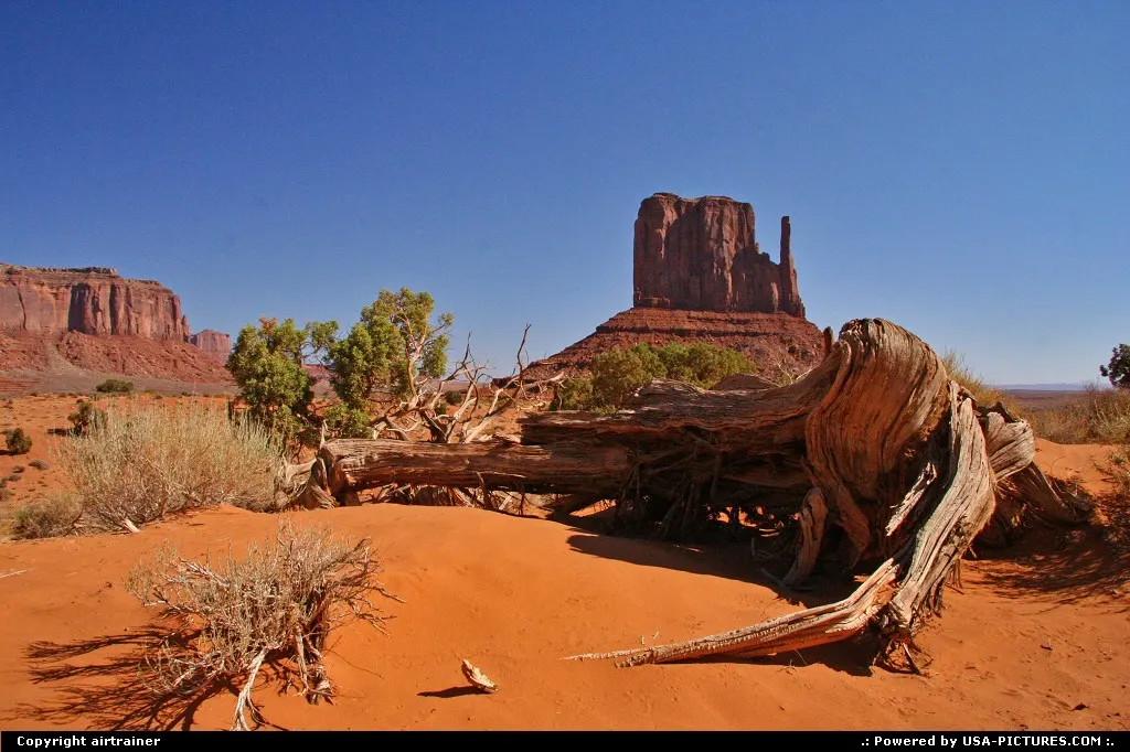 Monument Valley.