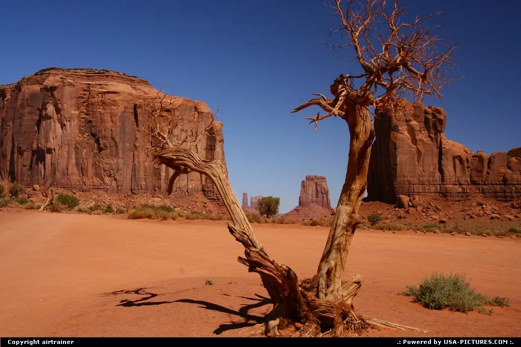 Monument Valley.