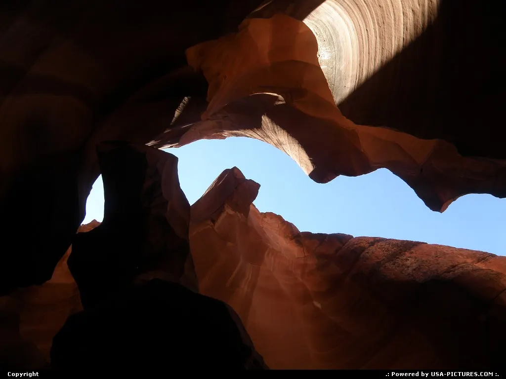 Inside UPPER ANTELOPE CANYON