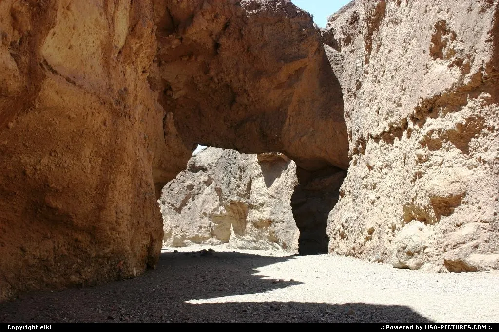 natural bridge Death Valley