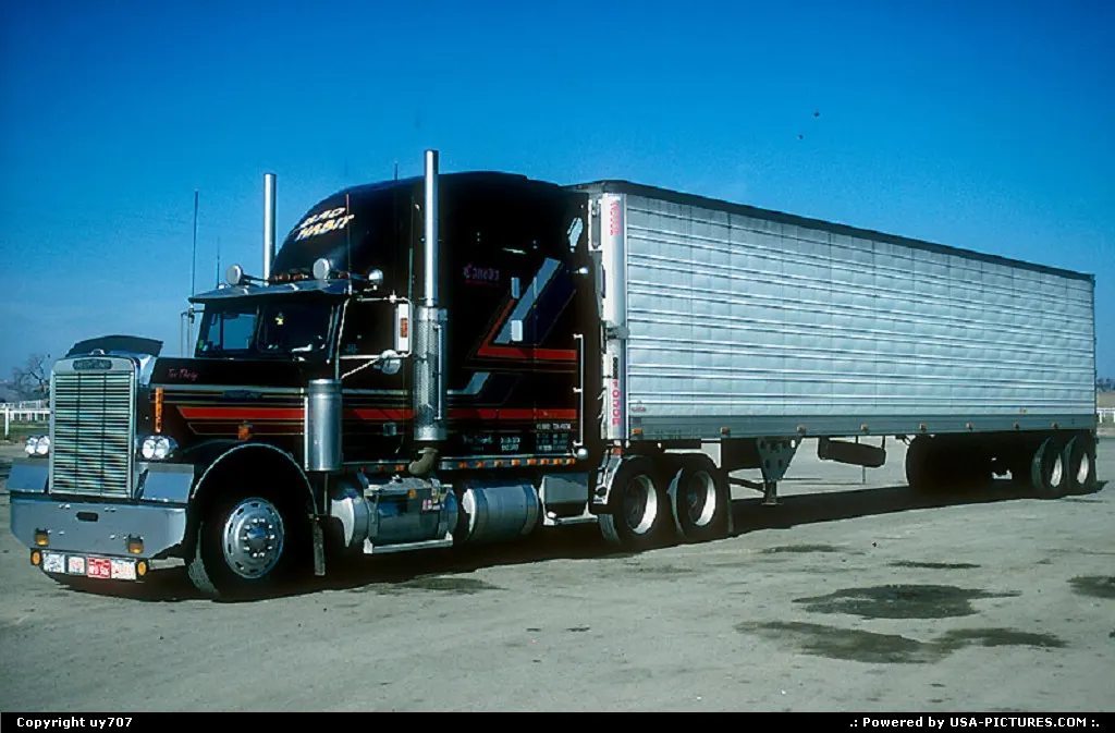 A long hood Peterbuilt fitted for long drives.