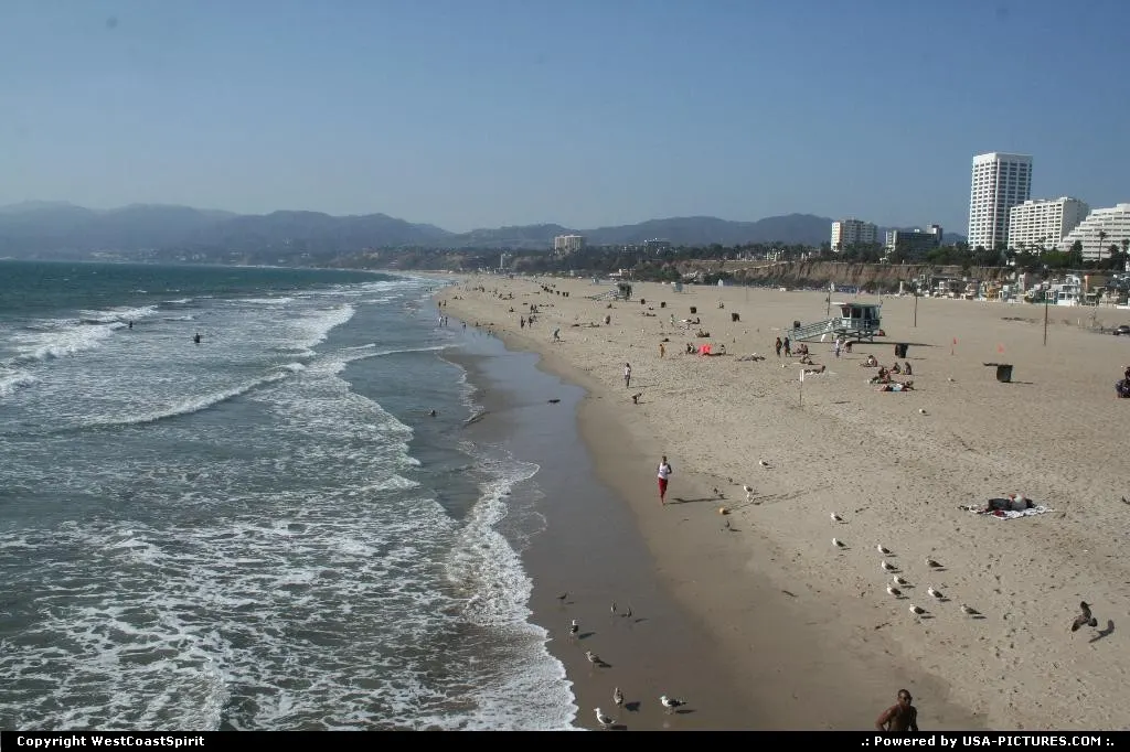 Santa Monica beach from the Pier.