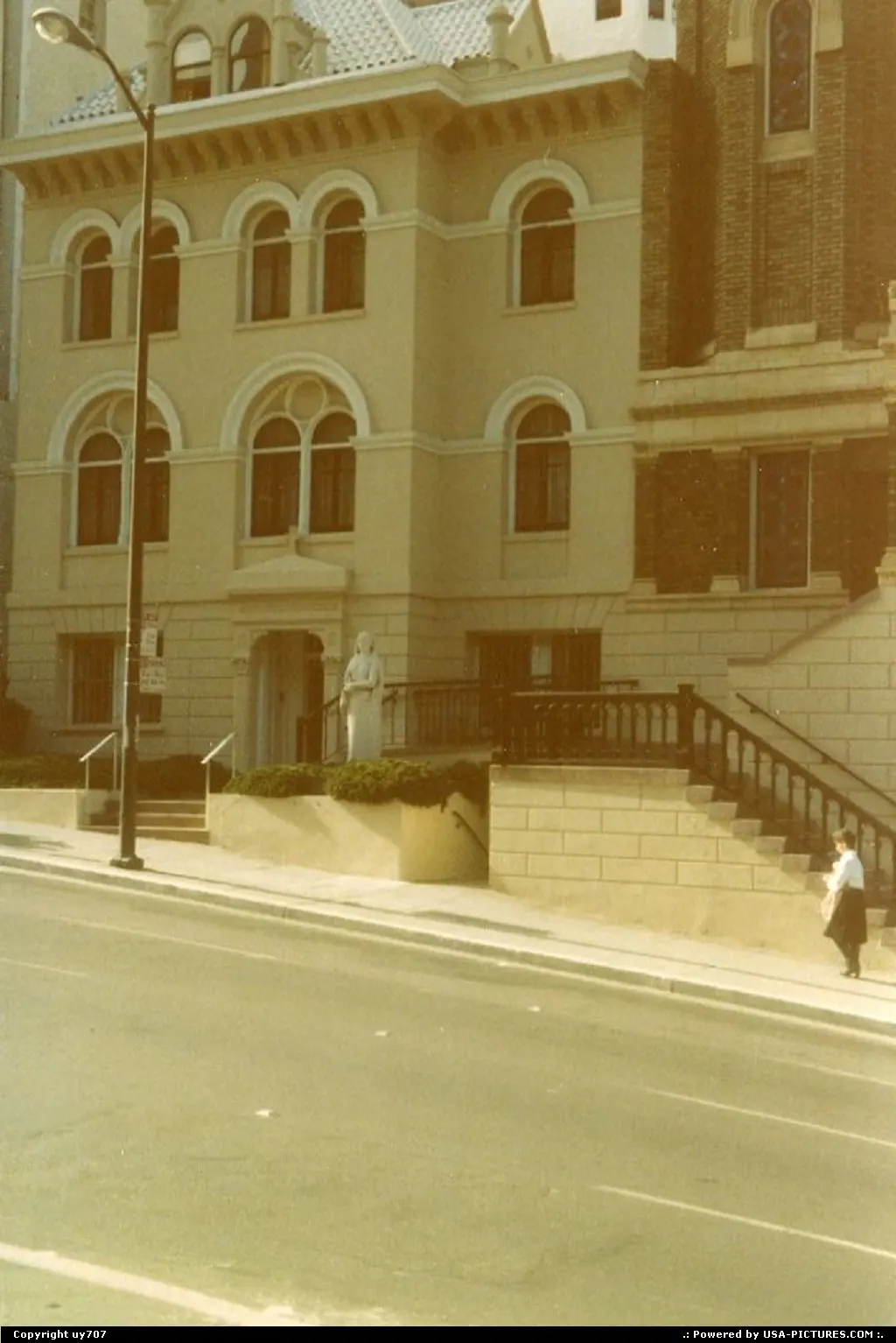 Somewhere near Russian Hill, a pedestrian waging another uphill battle.