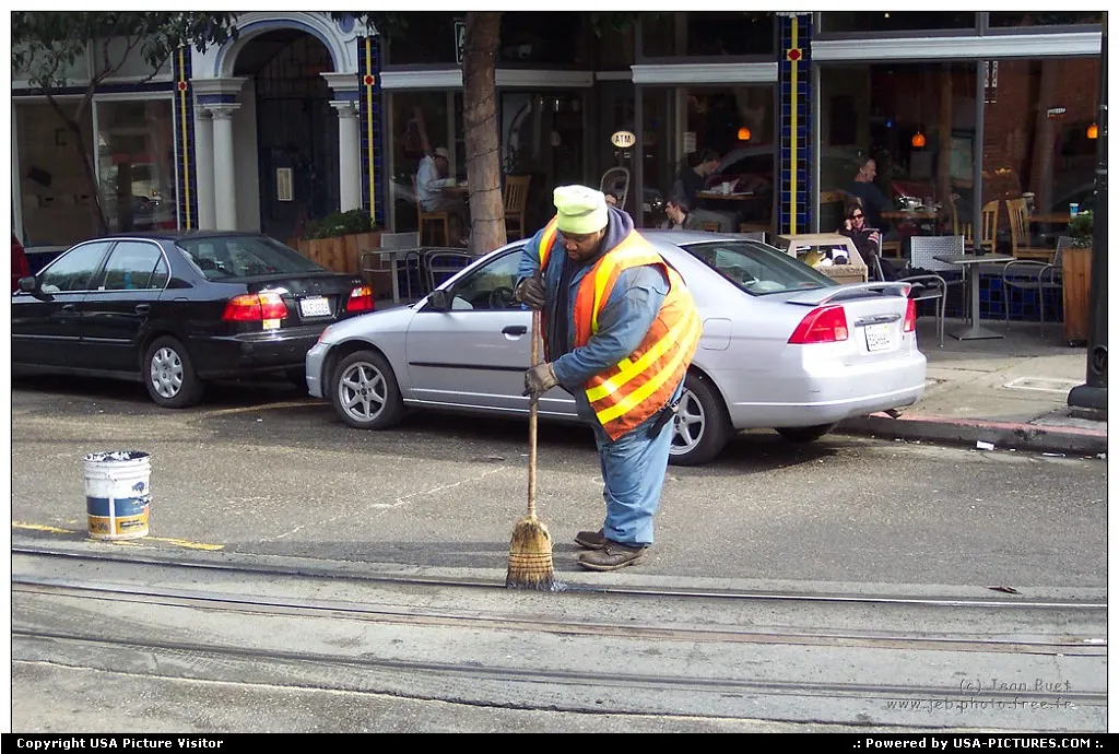 Cable car track maintenance