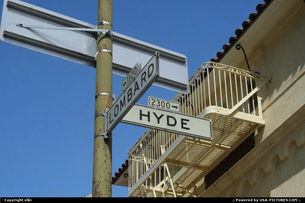 Junction of Lombard and hyde, expect to find the tortuous part of lombard.