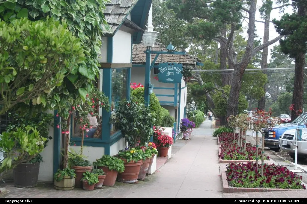Carmel street, hotel cottage normandy inn.