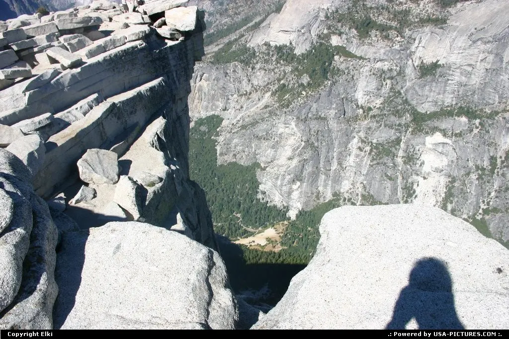 The valley from a birdview. Some vertigo, maybe?