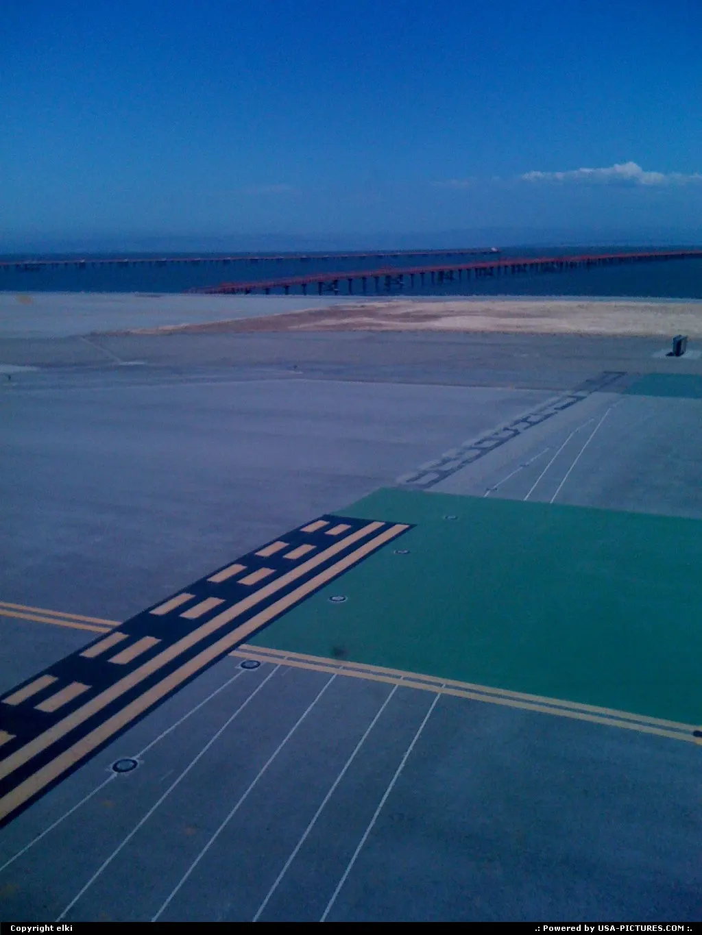 San Francisco International aiport, about to take off, going back to France.