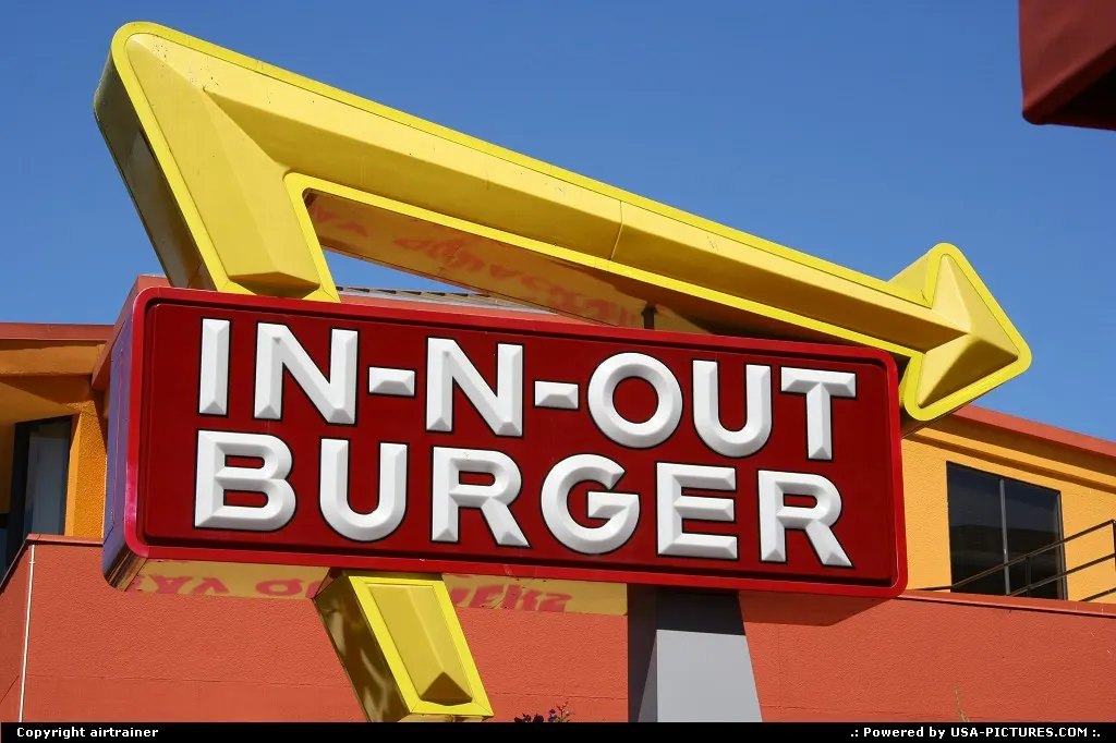 in-n-out burger at Fisherman's Wharf.