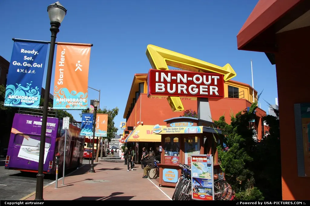 in-n-out burger at Fisherman's Wharf.