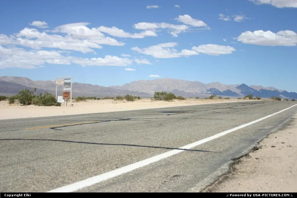 On the road to Vegas, bypassing the Interstate road