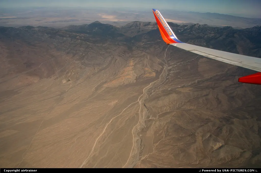 flying over the desert between San Francisco and Las Vegas