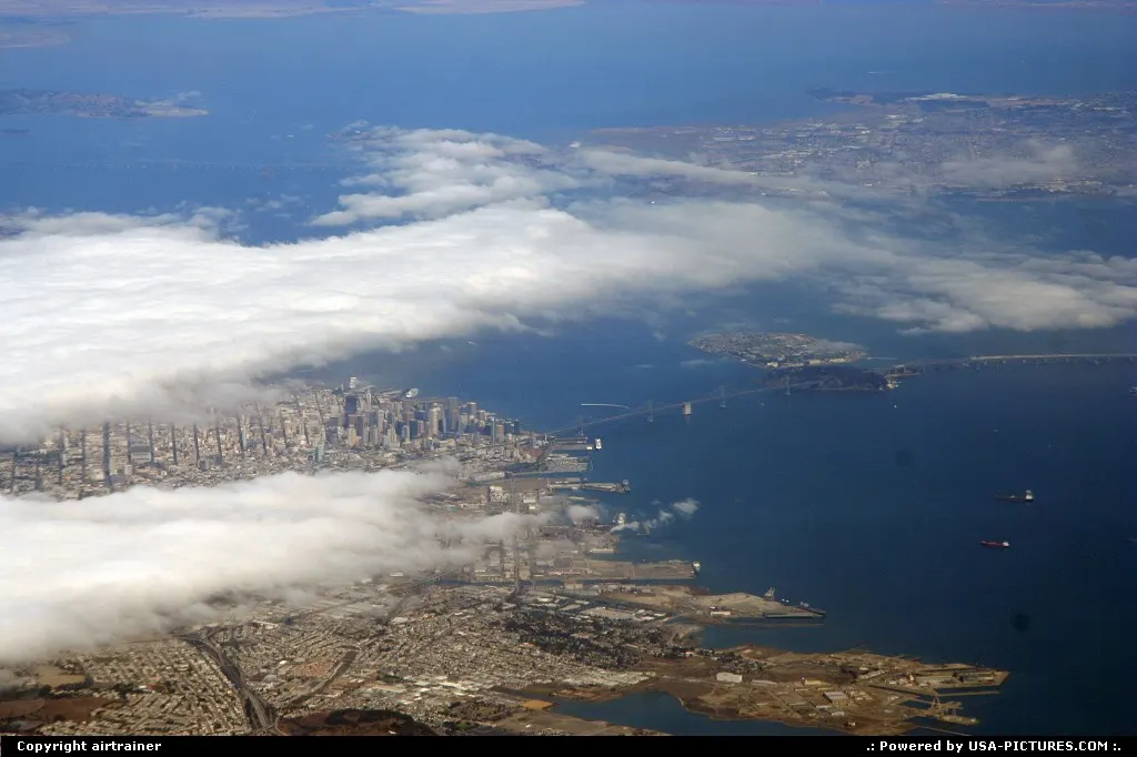 Downtown San Francisco, viewed from a Southwest 737 some minutes after take-off