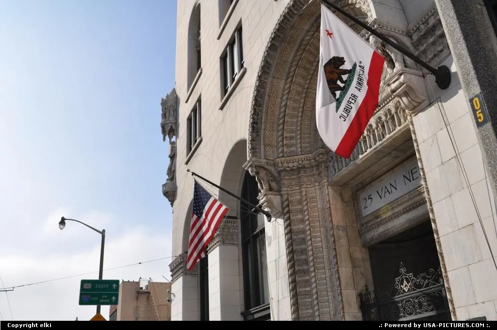 us and california flag