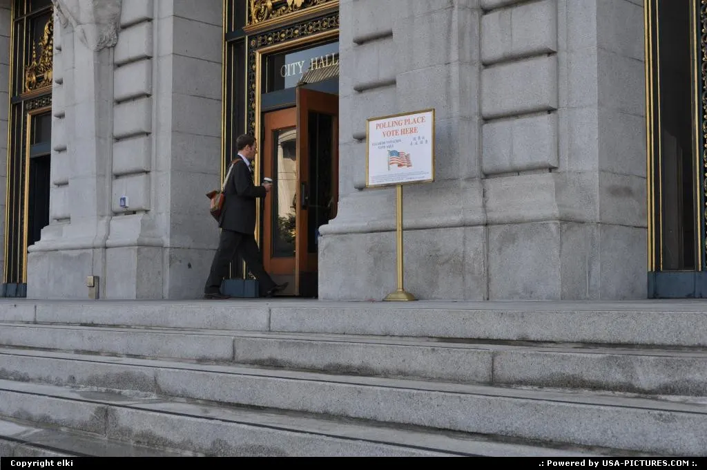 city hall entrance san francisco california