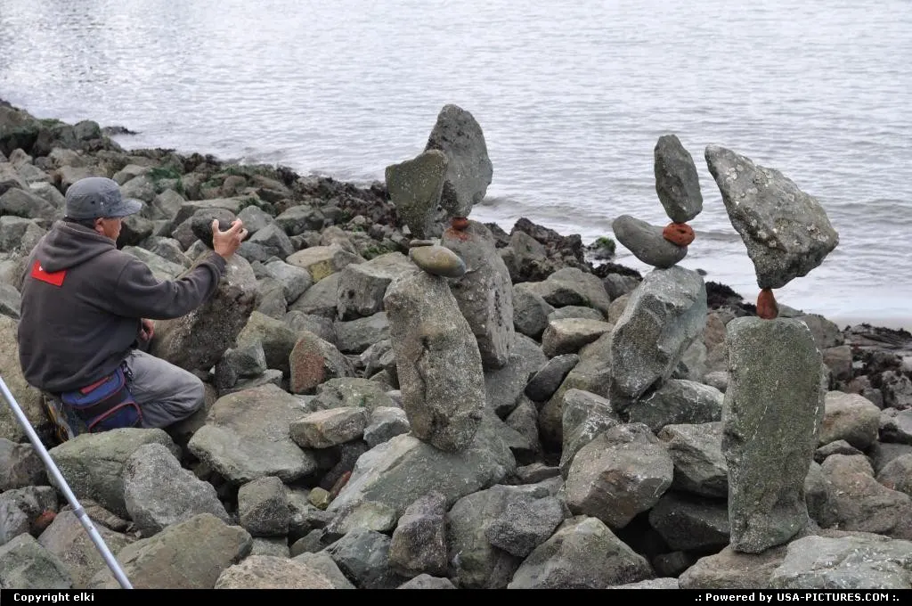 balanced rock by bill dan