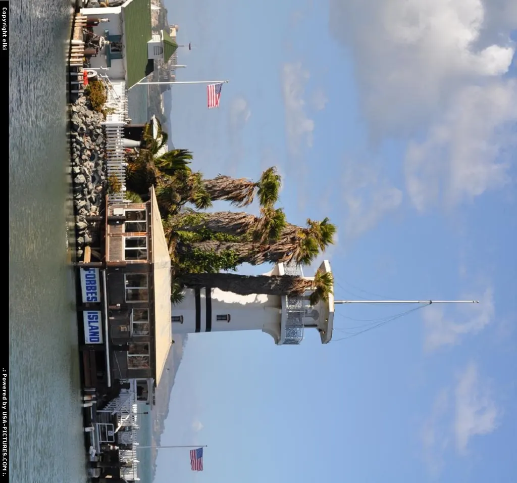 forbes island, a restaurant off pier 39 ! 3 minutes by boat !!
