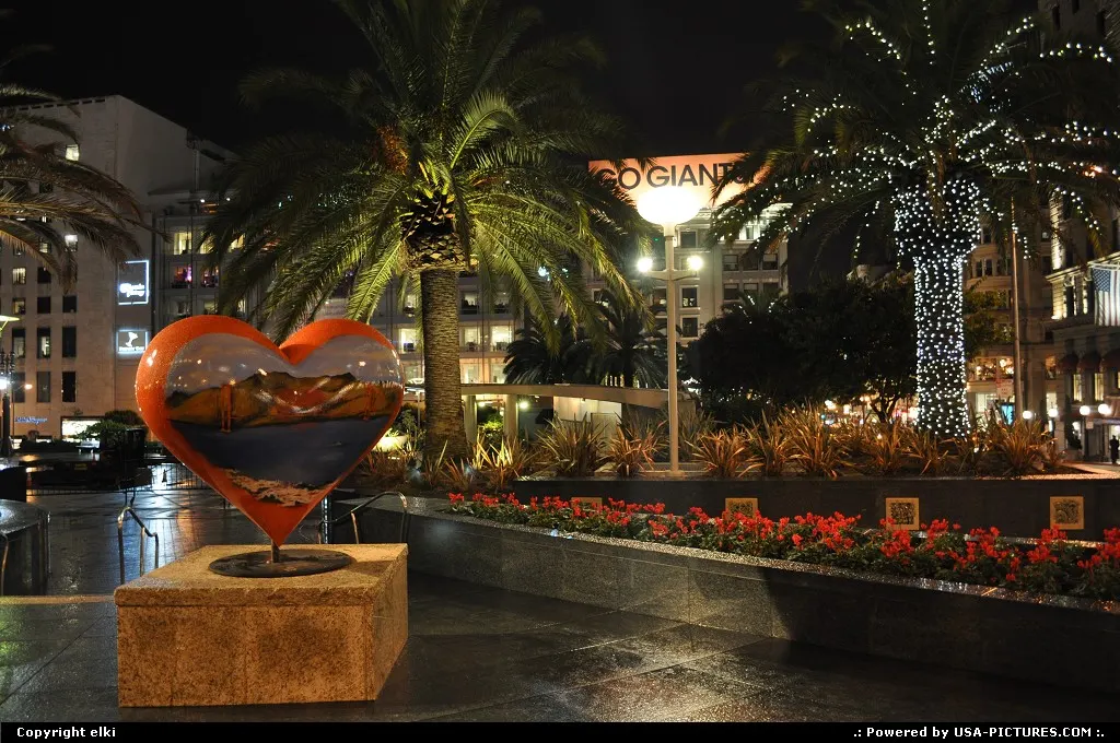 union square by night, dressing up for christmas
