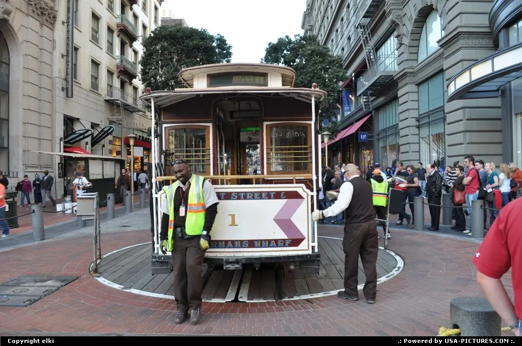 cable car switching to upbound track