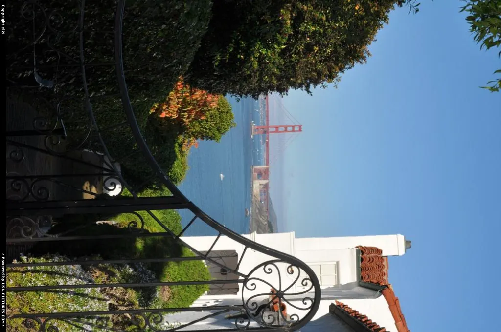 golden gate bridge from sea cliff