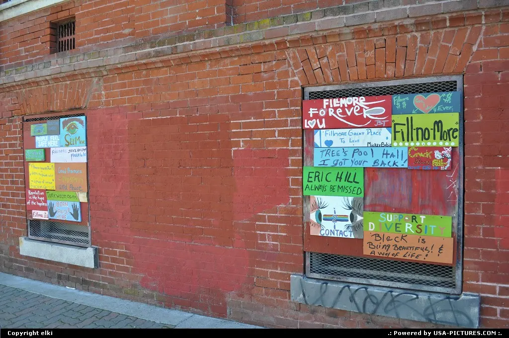 fillmore's graffiti, people proud of their street, I like it !!