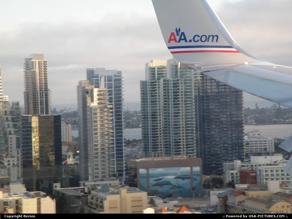 San Diego buildings are close when in short final to Lindbergh airport