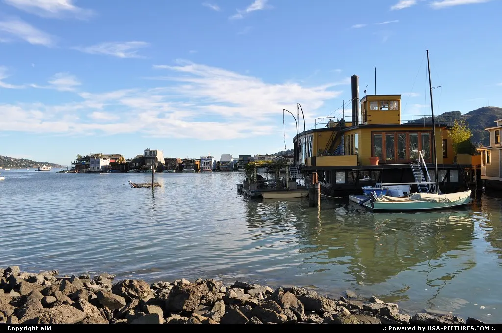 sausalito boat houses