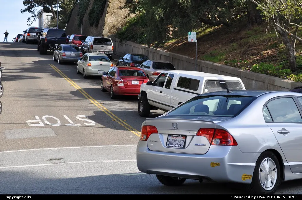 lining up before driving on lombard street