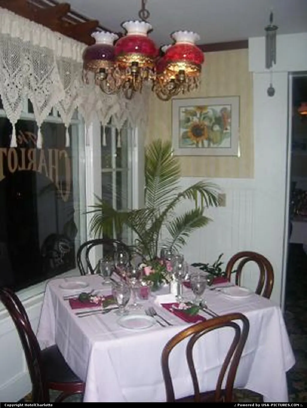 Cafe Charlotte window table in center of Groveland, CA
