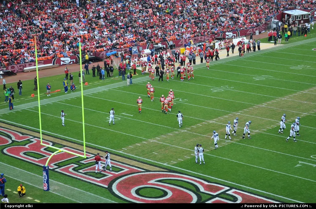 49 ers game against Seattle Seahawks. Niners won and keep a chance to play the superbowl