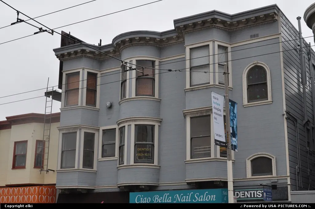 Marina district, i discovered this neighborhood while heading the exploratorium.