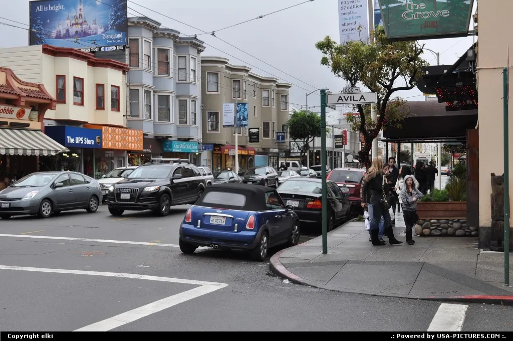 Marina district, i discovered this neighborhood while heading the exploratorium.