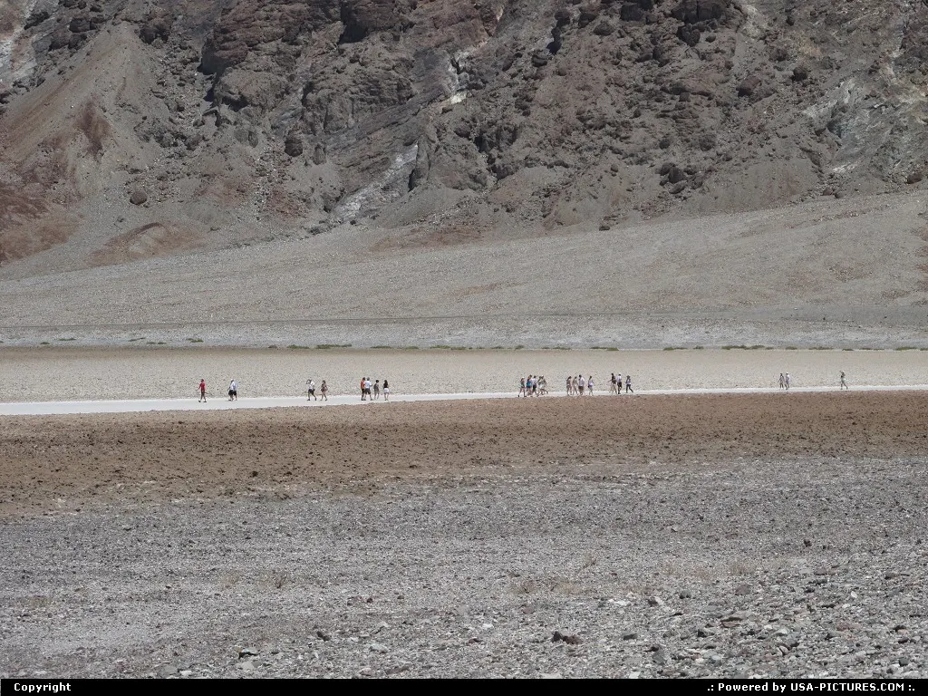 DEATH VALLEY Bad water