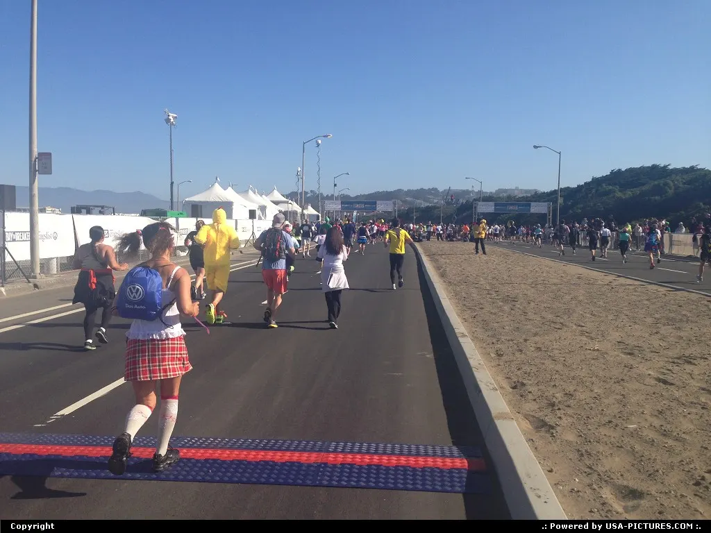 The eclectic crowd for Bay to breakers 2013.