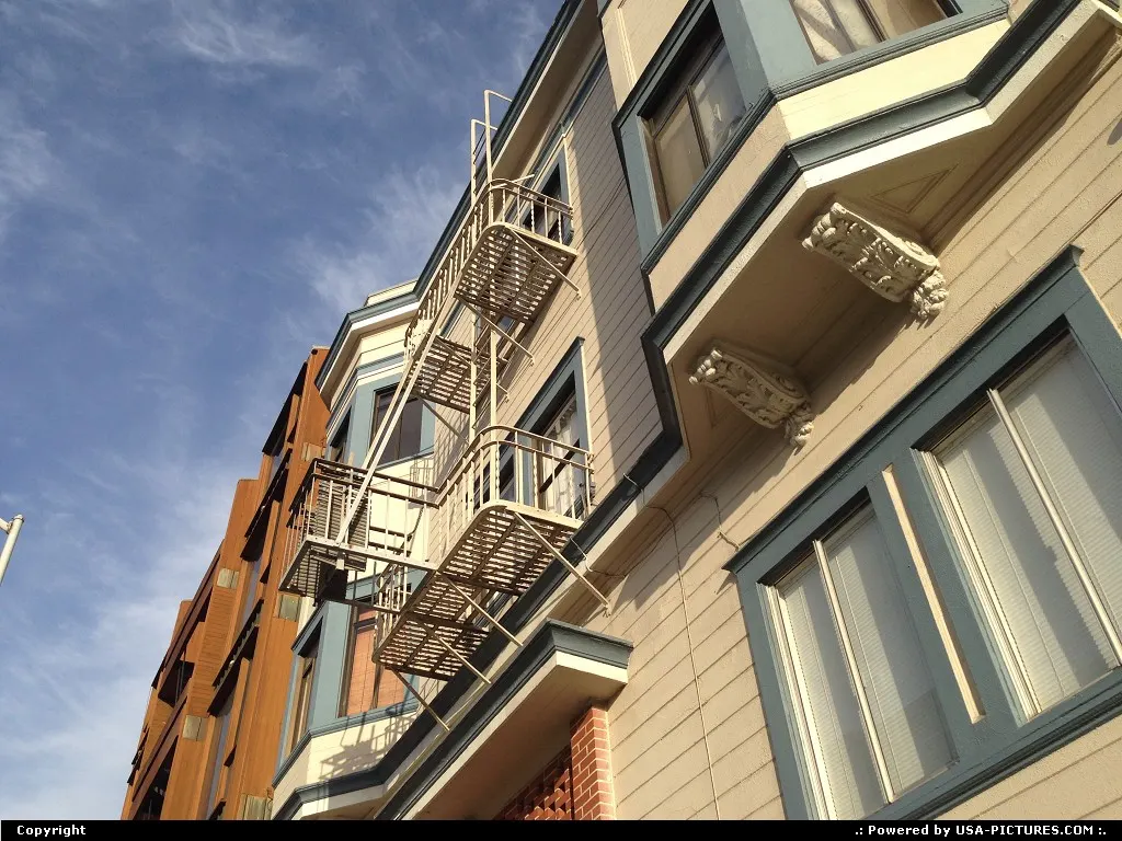 Pretty Ladies in North Beach, near the Coit Tower
