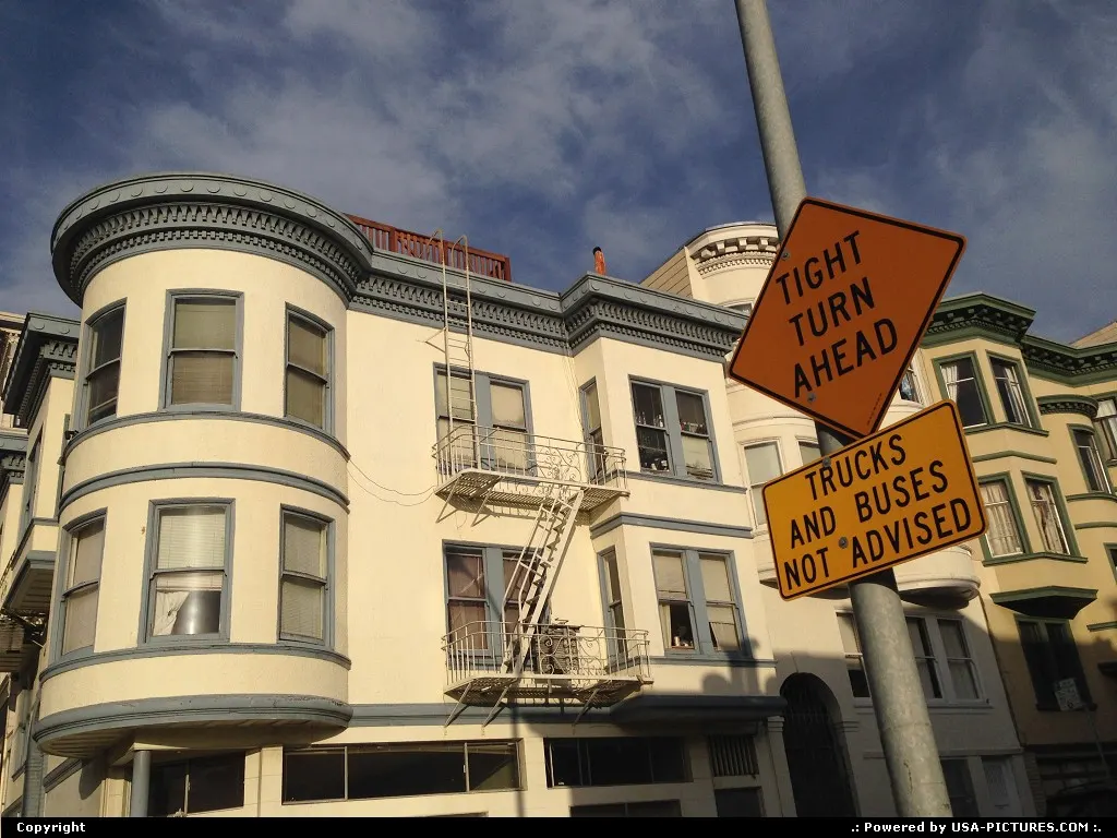 Pretty Ladies in North Beach, near the Coit Tower