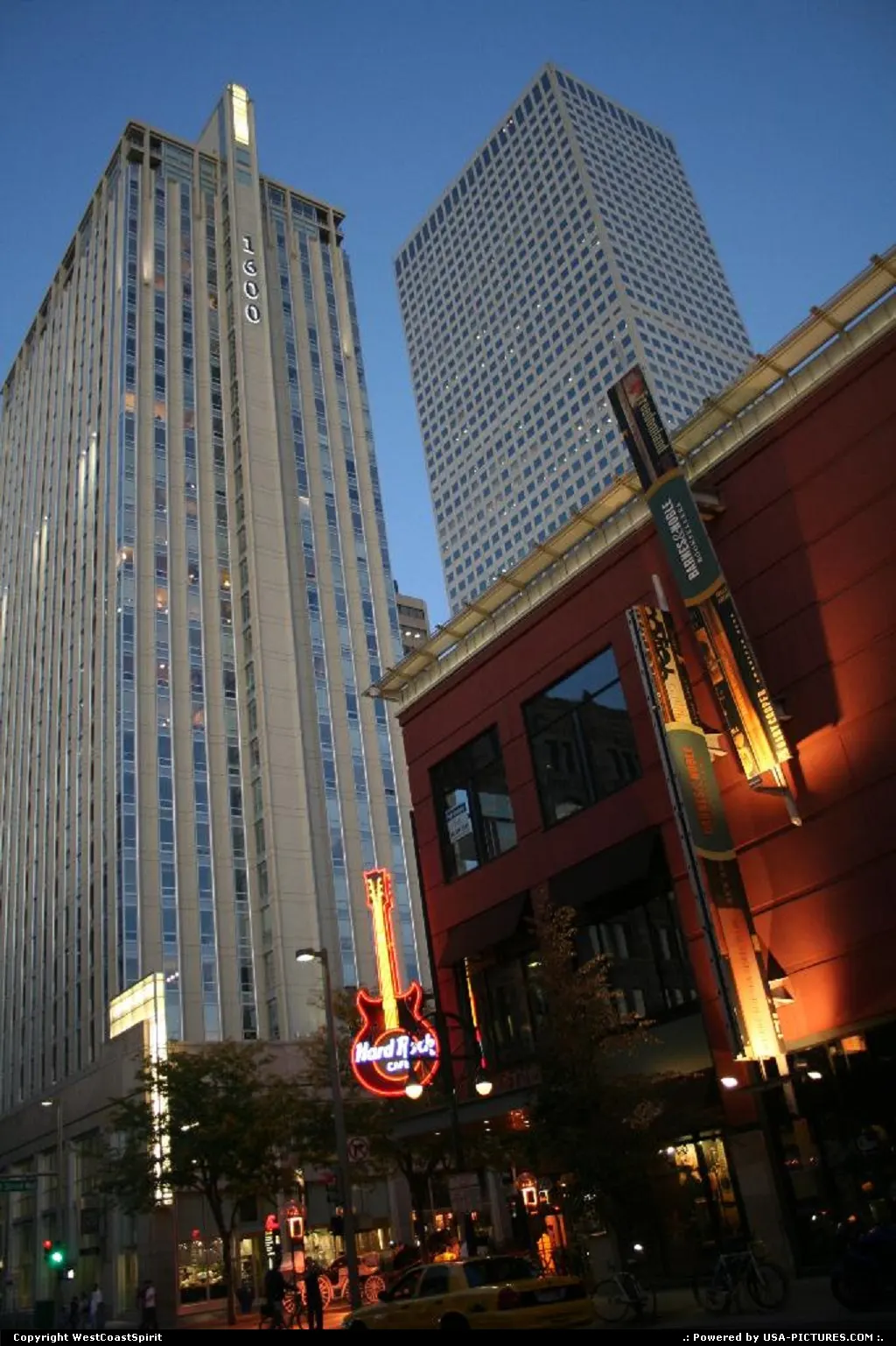 Downtown vibrant Denver. Was a very nice, sunny and warm day to enjoy this fantastic city.