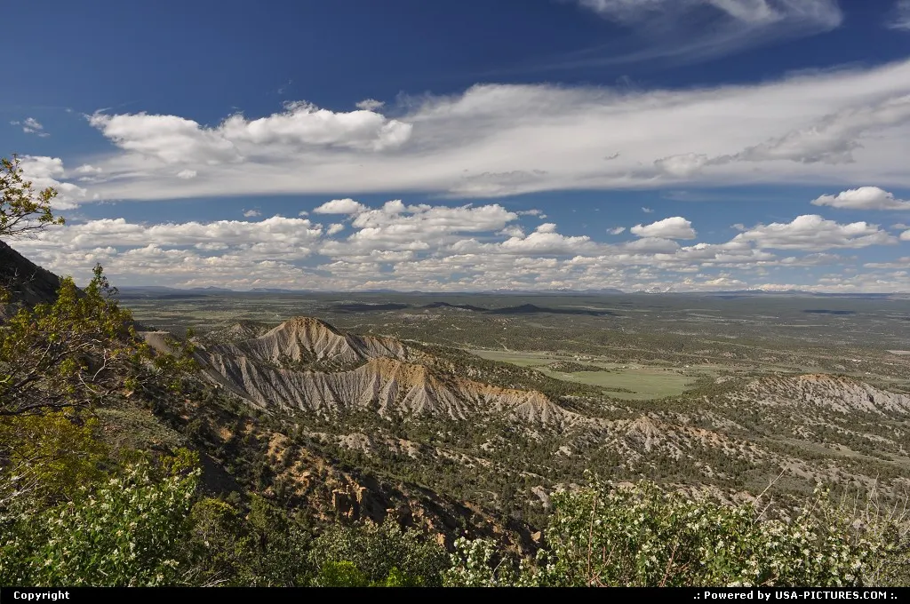 The valley, by the Park entrance. Pay Mesa Verde a visit, you won't regret it!