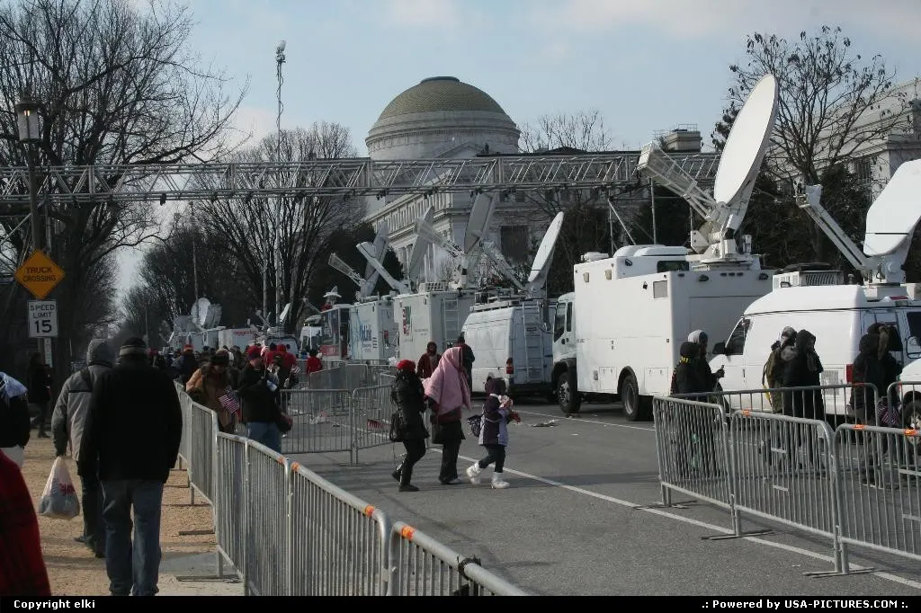 Barack Obama Inauguration day 01 20 2009. Broadcasting country wide and worldwide !!