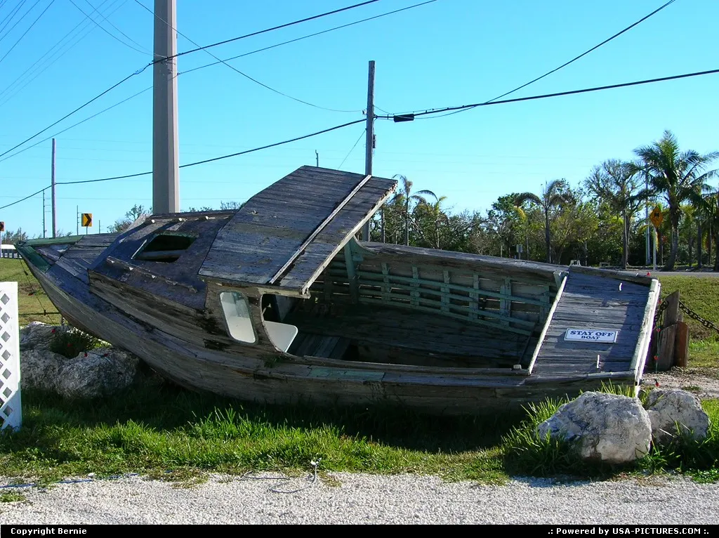 Switched from the sea to the road by hurricane, in the Florida Keys