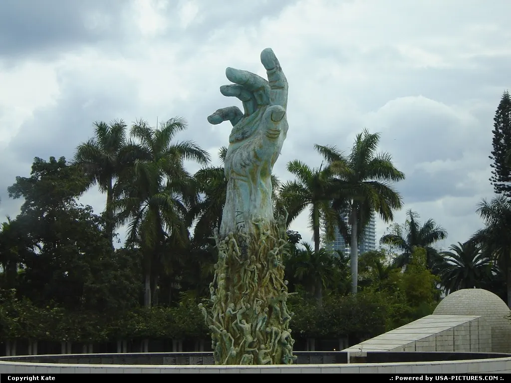 The Holocaust Memorial viewed from Meridian avenue