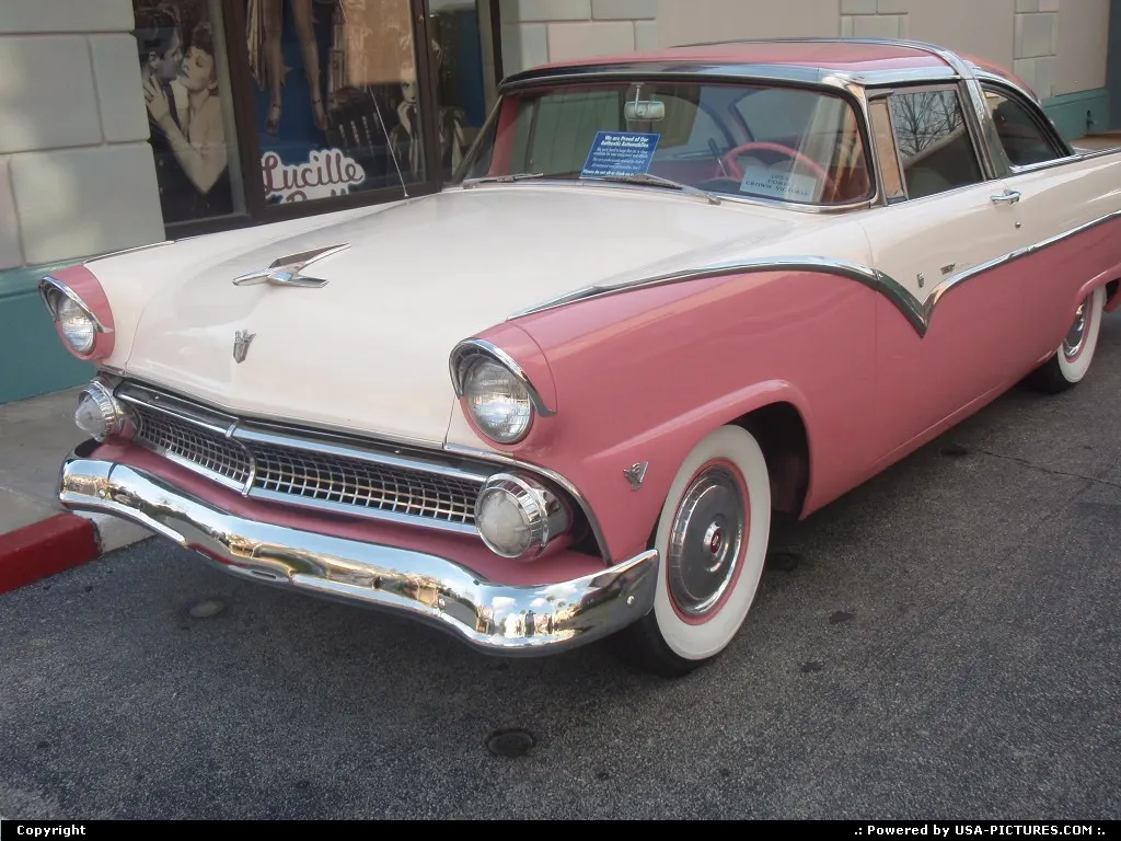 Old car @universal