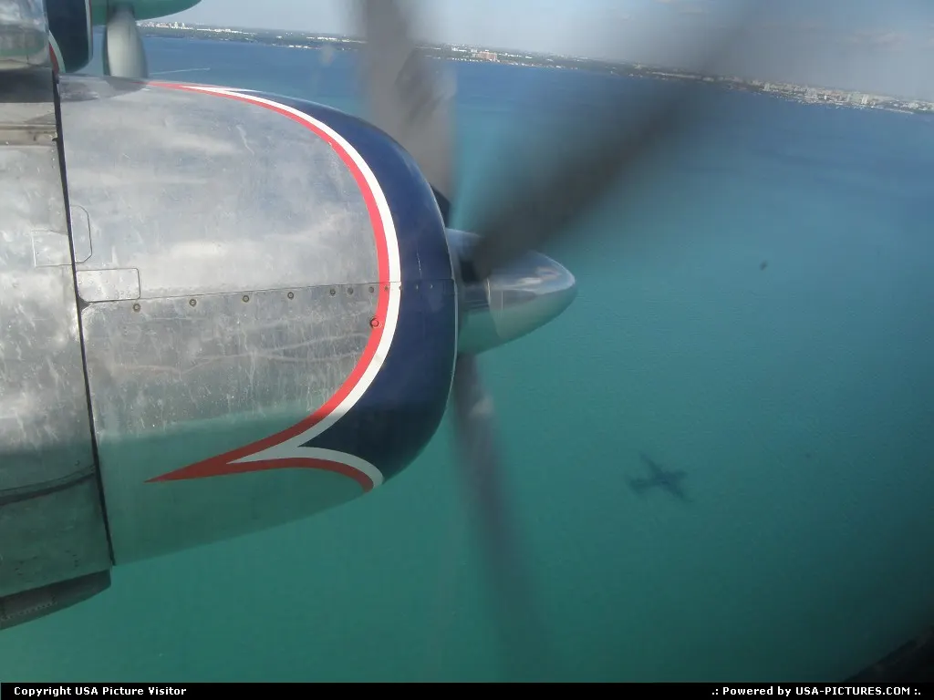 HISTORICAL FLIGHT FOUNDATION DC-7 N836D wearing her original 1958 color scheme.
