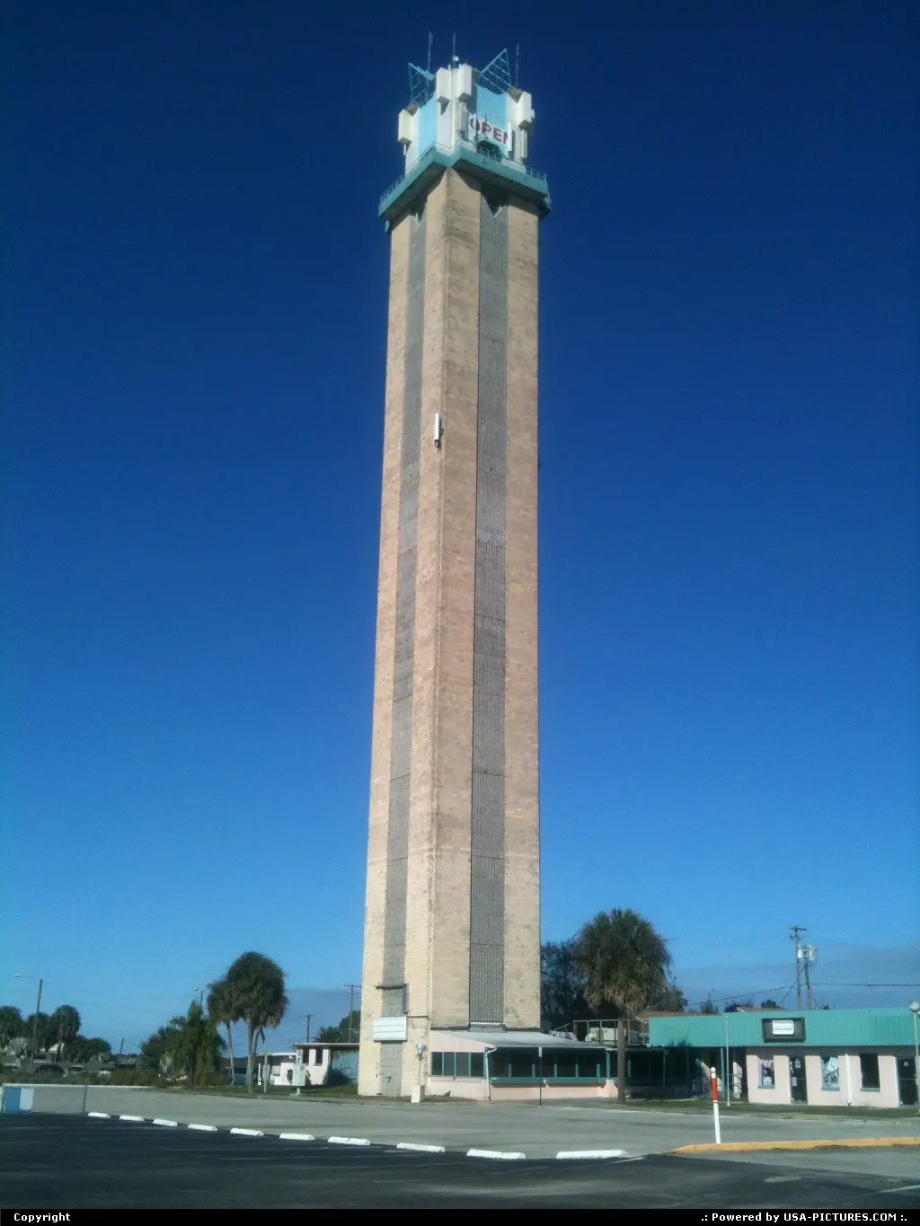 SIGHSEEING TOWER