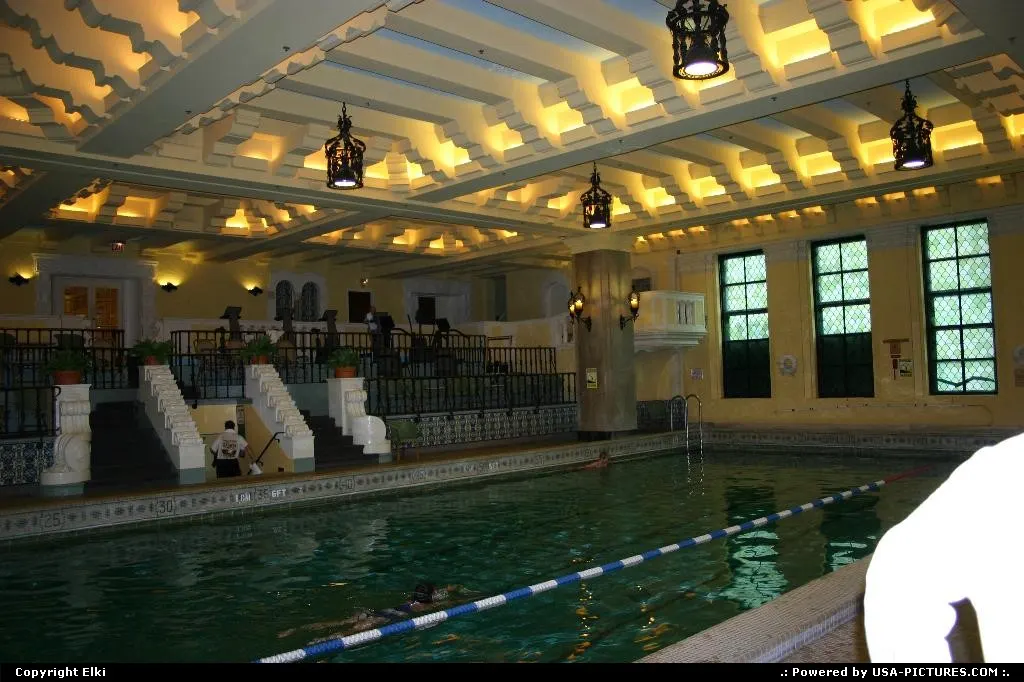 Another view of the pool, at the downtown Intercontinental Hotel.